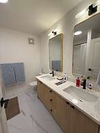 Modern Retreat 3BR 2&half Bath