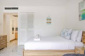Easy Stay Family Friendly Pool Esplanade Views