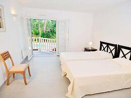 Luxury Golf & Ocean Villa Escape
