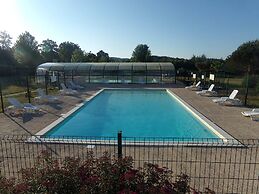 Correze Family Cottage With Pool