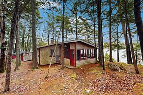 Peaceful 2BR Lakefront Cabin w/ New Dock