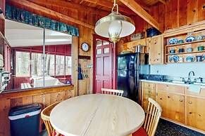 Peaceful 2BR Lakefront Cabin w/ New Dock
