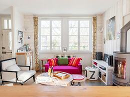 Cozy Holiday Home Near the sea