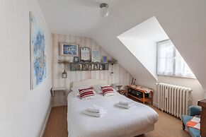 Cozy Holiday Home Near the sea