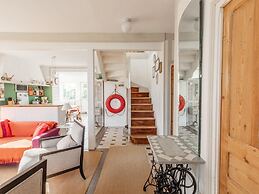 Cozy Holiday Home Near the sea