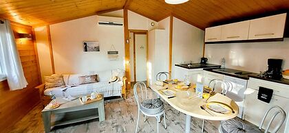 Island Cottage With Pool & Terrace