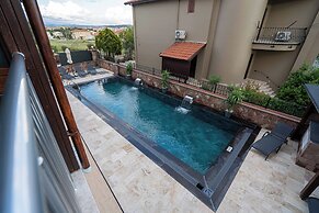 Rumet Cunda Otel