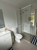 Cozy Curtin- 3 Guests House