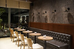 BluePoint Hotel