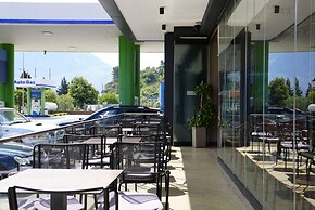 BluePoint Hotel