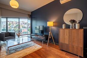 Benesta Centro by GOLDFINCH