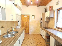 Large House With Private Garden and Sauna