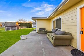 539 Massive 3 Bedroom Sleeps 10!