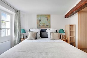 Stunning Duplex 1br/4p - Notre-dame Cathedral