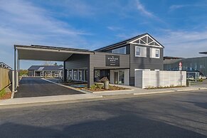 The Stables Motel