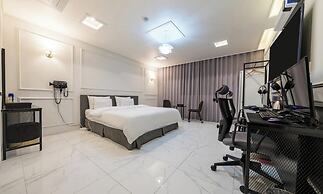 Mokpo Hotel The City