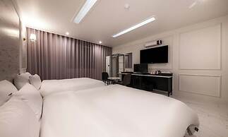 Mokpo Hotel The City