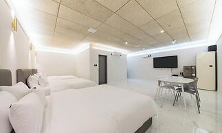 Mokpo Hotel The City