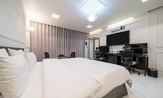 Mokpo Hotel The City