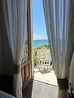 La casa dei fiori sul mare
