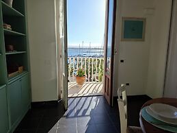 La casa dei fiori sul mare