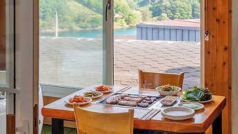 Pocheon La Vie en Rose Pension