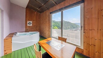 Pocheon La Vie en Rose Pension