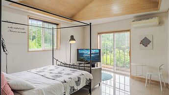 Pocheon La Vie en Rose Pension