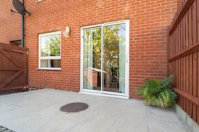 Premium Central House- Sleeps 9 - Garden - Parking