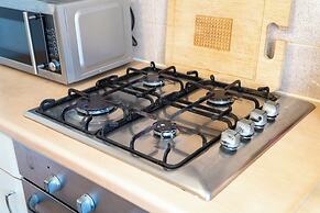 Premium Central House- Sleeps 9 - Garden - Parking