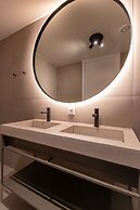 Modern 2BR Apartment in Rotterdam Centre