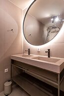 Modern 2BR Apartment in Rotterdam Centre