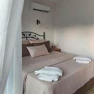 Azure Haven - A Seaside Retreat Surrounded by Nature