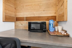 Copper Hill Suites