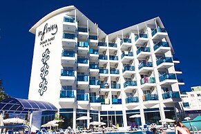 Infinity Beach Hotel Konaklı Alanya