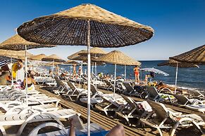 Infinity Beach Hotel Konaklı Alanya