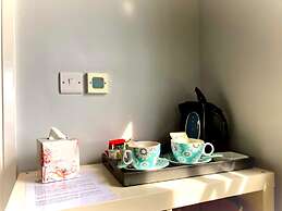 Modern Chester Studio Apartment Central Location