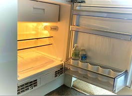 Modern Chester Studio Apartment Central Location