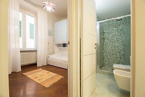 Spacious 3-Bedroom Flat in Central Genoa
