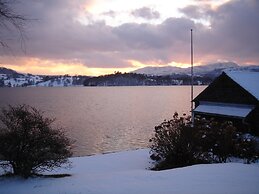 Romantic Boathouse on Lake Windermere