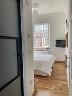 Apartment Sleeps 6 With Parking