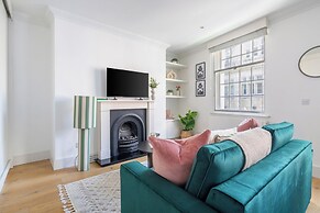 Bright 1BR Near Piccadilly Circus