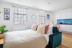 Bright 1BR Near Piccadilly Circus
