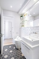 Bright 1BR Near Piccadilly Circus