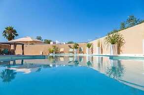 Resort Beach San Gemiliano