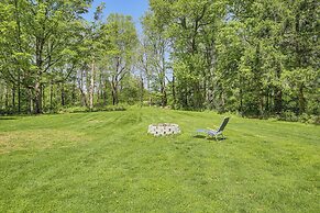 Trailside Base w/ Gazebo & Kayaks