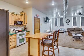 Walkable Main St Studio Near Lake Cochrane