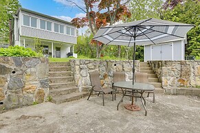 Lakefront Bliss in Mahopac! Charming Home w/ Dock