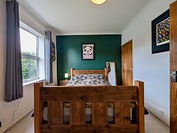 Cosy 2bed House in Reading