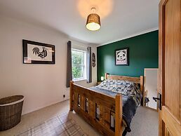 Cosy 2bed House in Reading